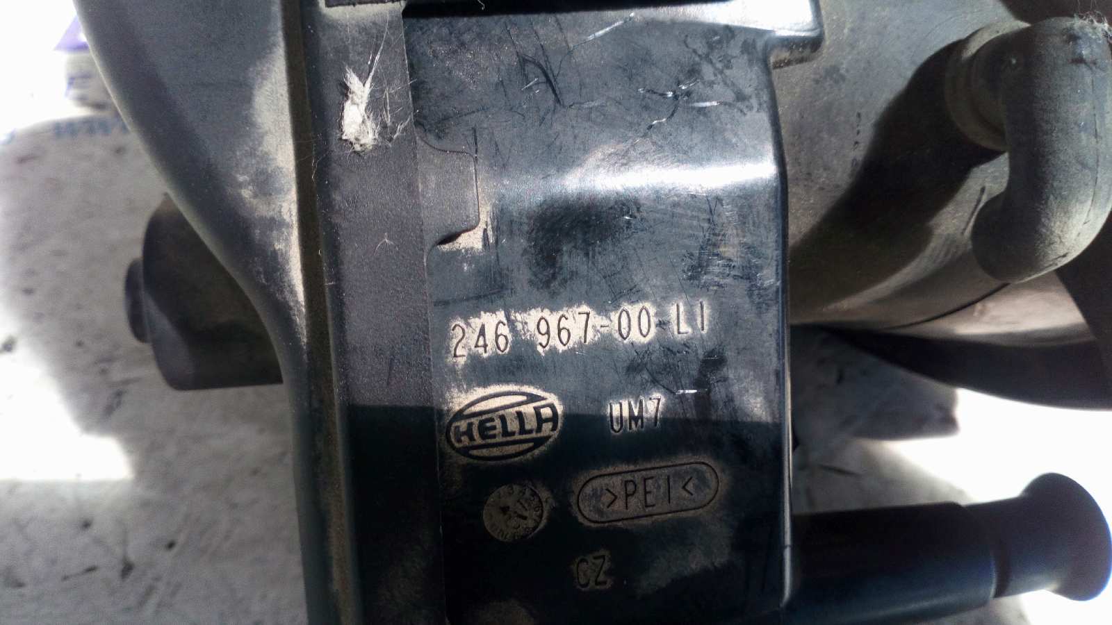 FARO ANTINIEBLA IZQUIERDO AUDI Q7 (4L) - vista 3