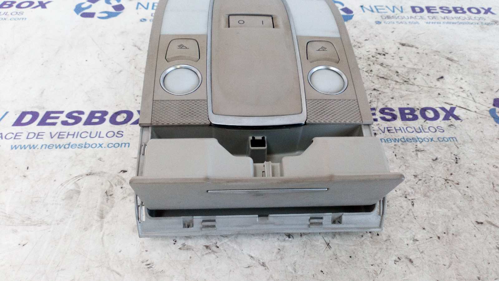 LUZ INTERIOR AUDI Q7 (4L) - vista 4