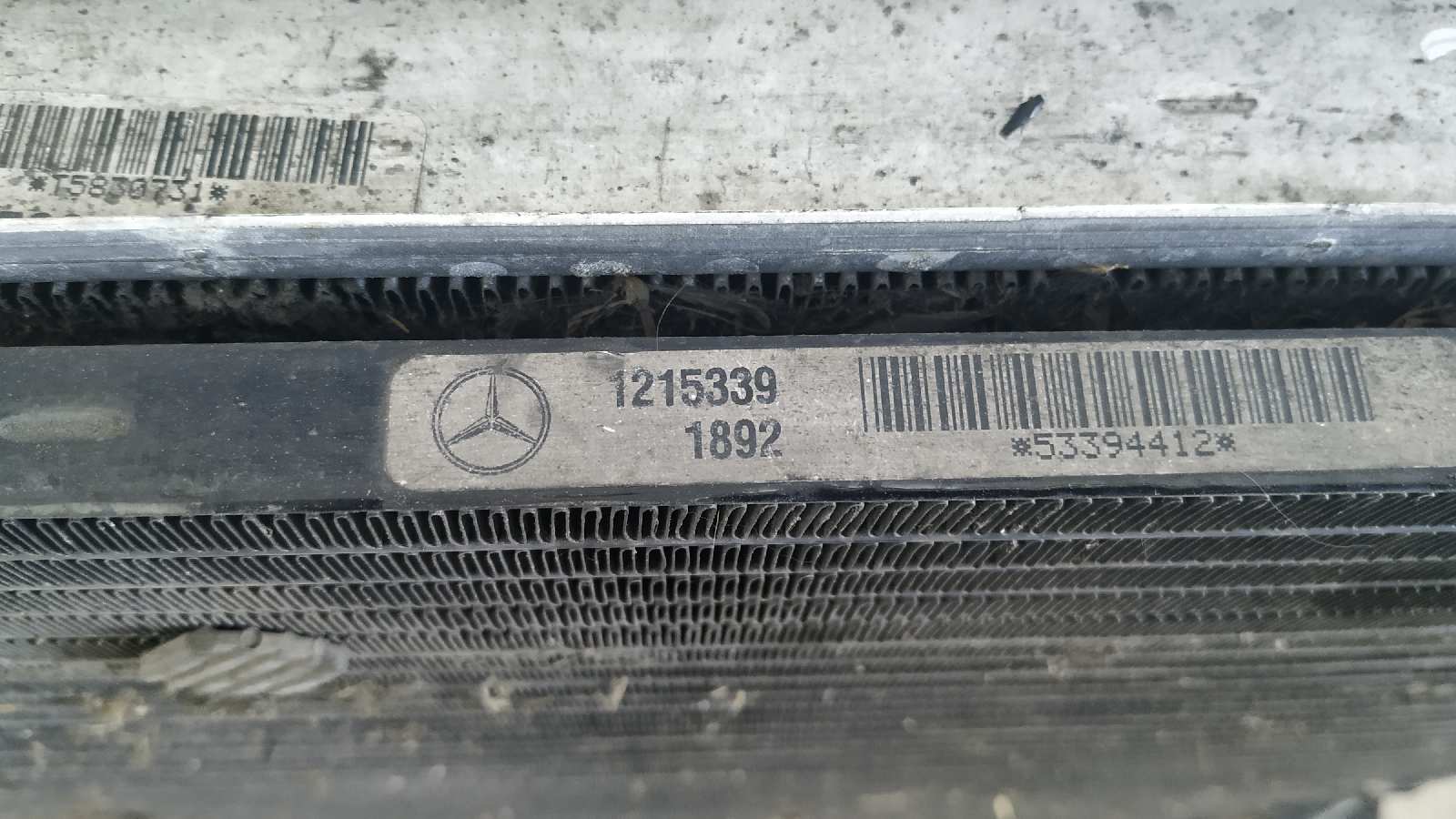 CONDENSADOR / RADIADOR  AIRE ACONDICIONADO MERCEDES-BENZ CLASE M (W163) - vista 2