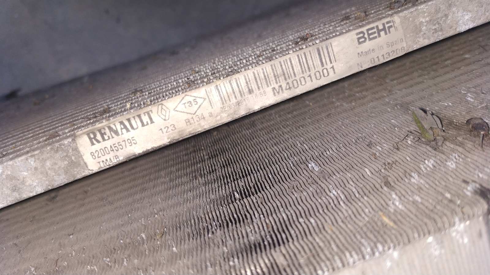 CONDENSADOR / RADIADOR  AIRE ACONDICIONADO RENAULT KANGOO - vista 2