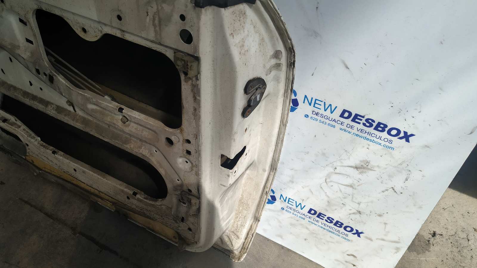 PUERTA DELANTERA DERECHA FORD ESCORT CABRIO - vista 3