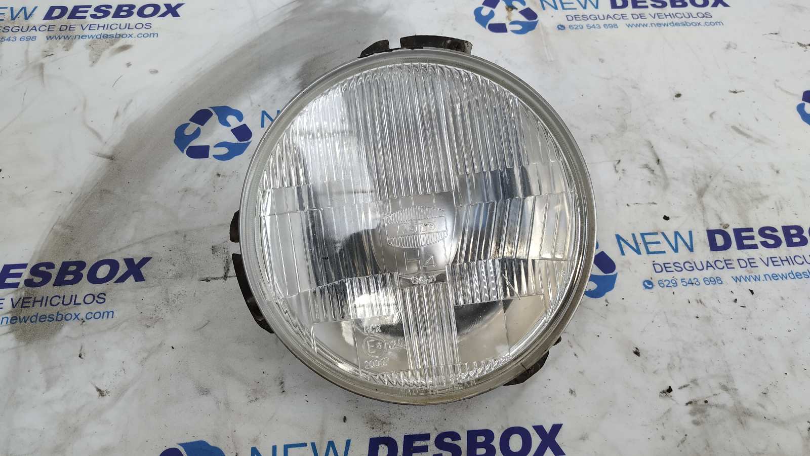 FARO DERECHO MITSUBISHI MONTERO (L040)
