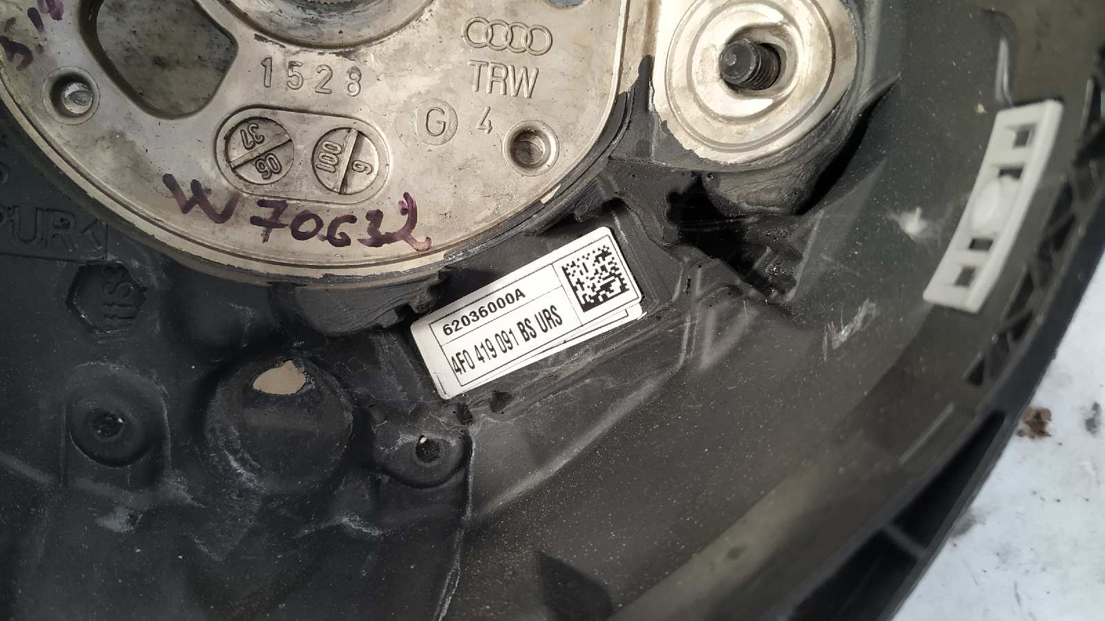 VOLANTE AUDI A6 BERLINA (4B2) - vista 7