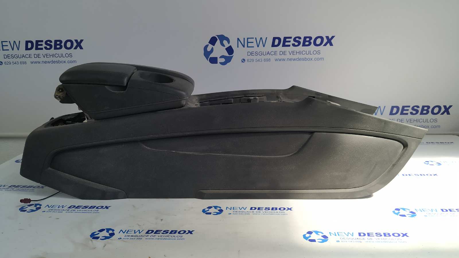 APOYABRAZOS CENTRAL AUDI Q7 (4L) - vista 9