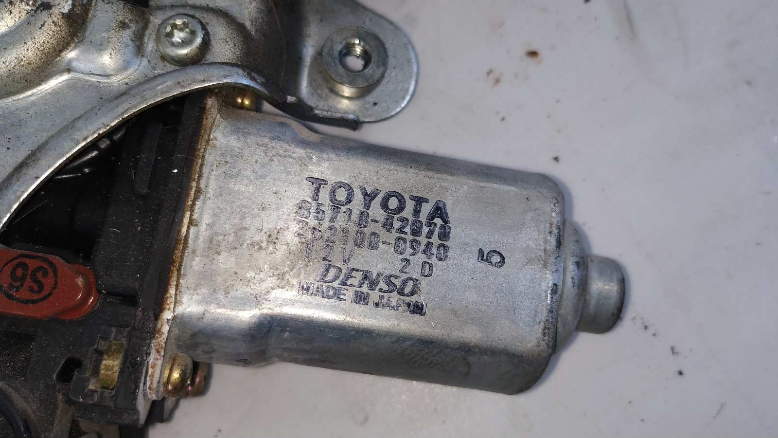 ELEVALUNAS DELANTERO DERECHO TOYOTA RAV 4 (A2) - vista 2