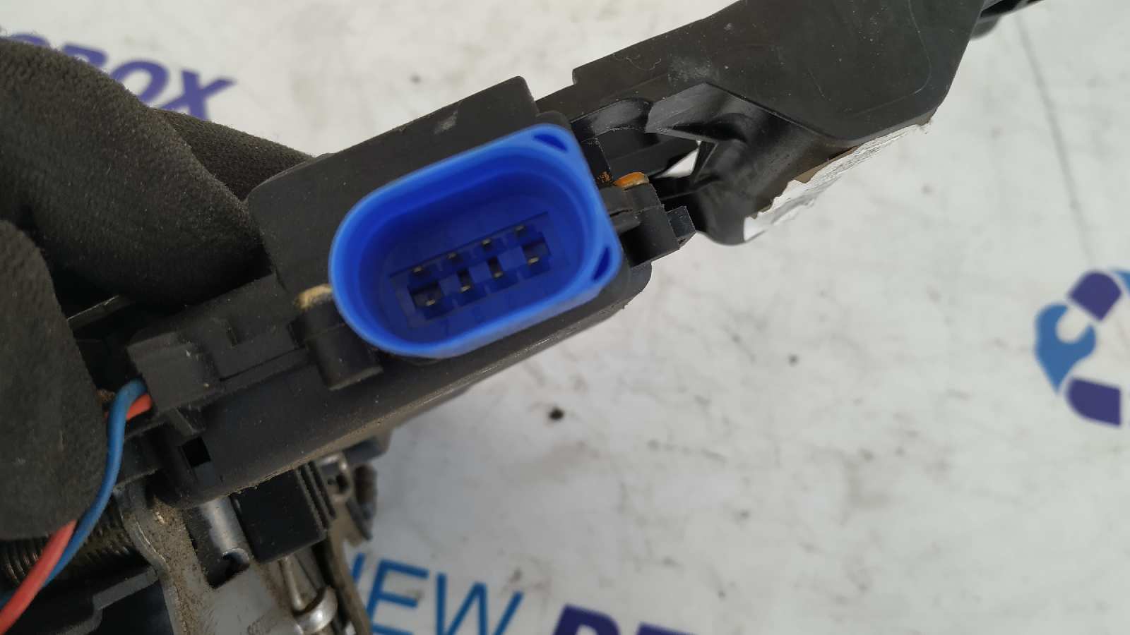 CERRADURA PUERTA DELANTERA IZQUIERDA VOLKSWAGEN POLO (9N1) - vista 6