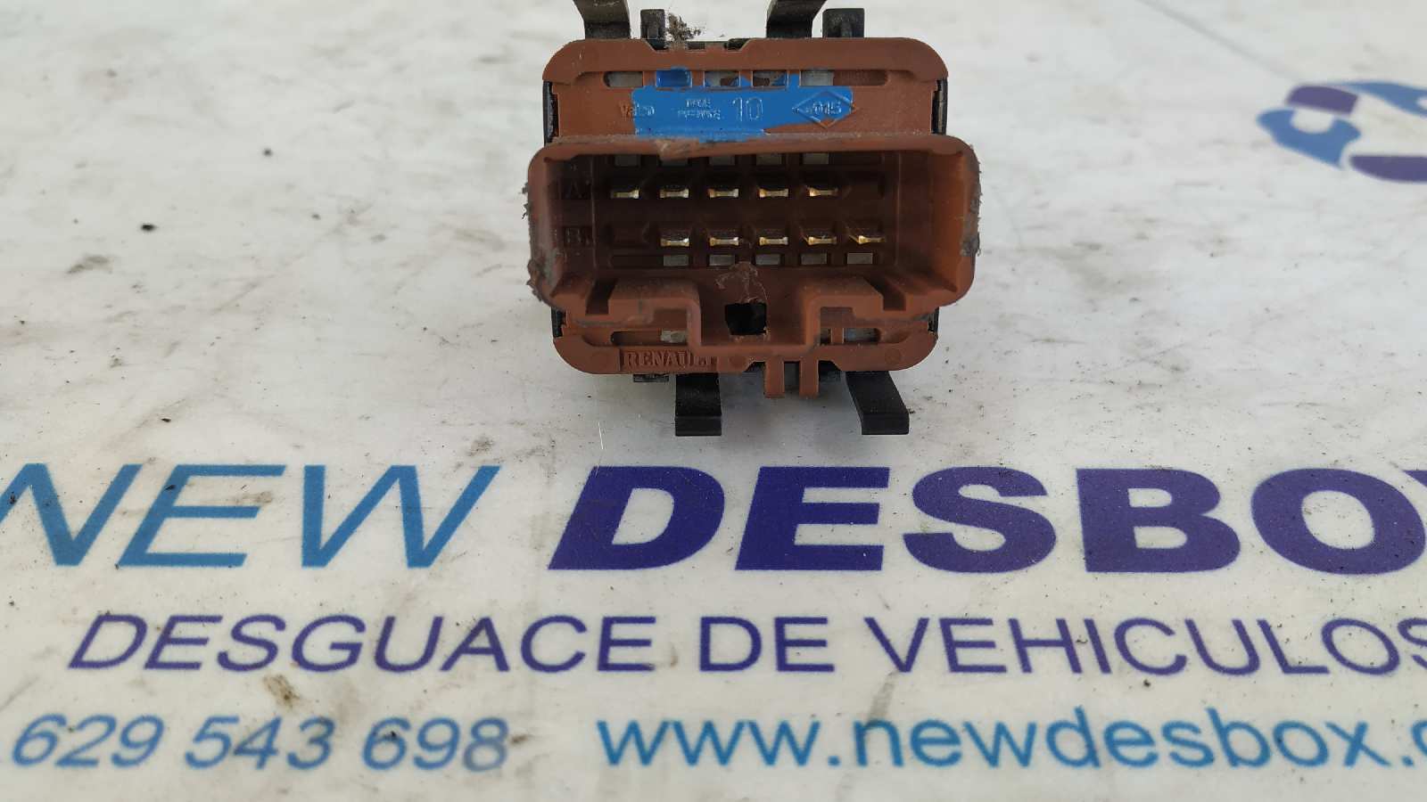 MANDO ELEVALUNAS DELANTERO IZQUIERDO RENAULT MEGANE II BERLINA 3P - vista 2