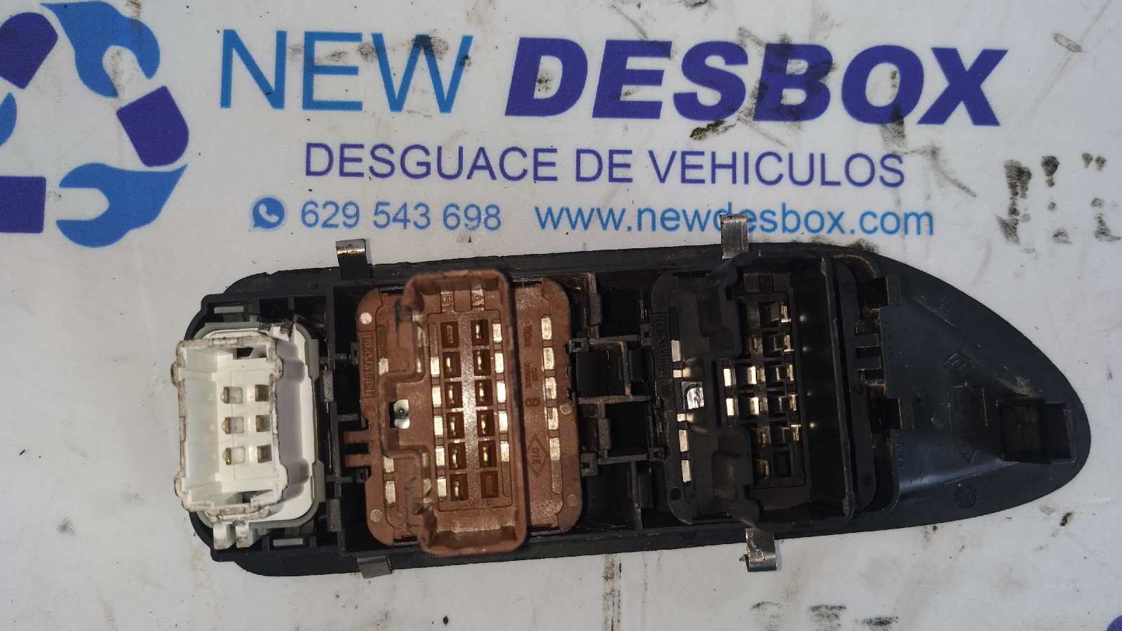MANDO ELEVALUNAS DELANTERO IZQUIERDO RENAULT VEL SATIS (BJ0) - vista 3