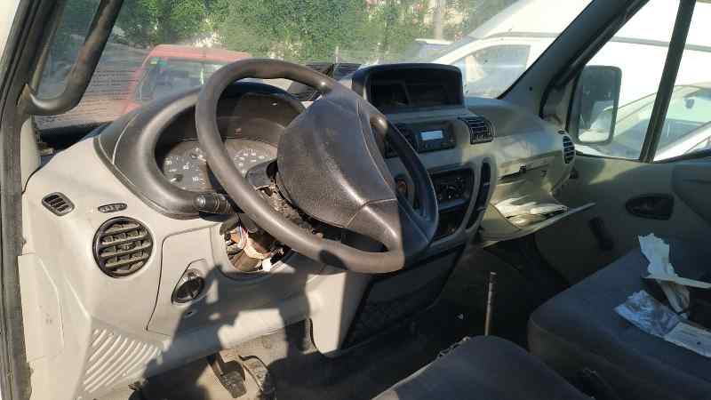 PILOTO TRASERO DERECHO RENAULT MASCOTT - vista 5