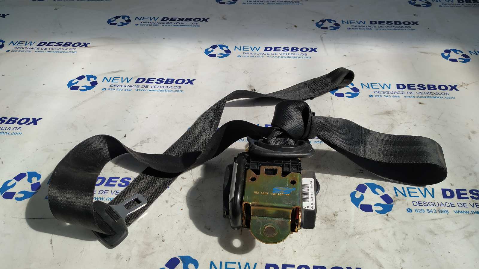 CINTURON DELANTERO DERECHO VOLKSWAGEN POLO (9N1)