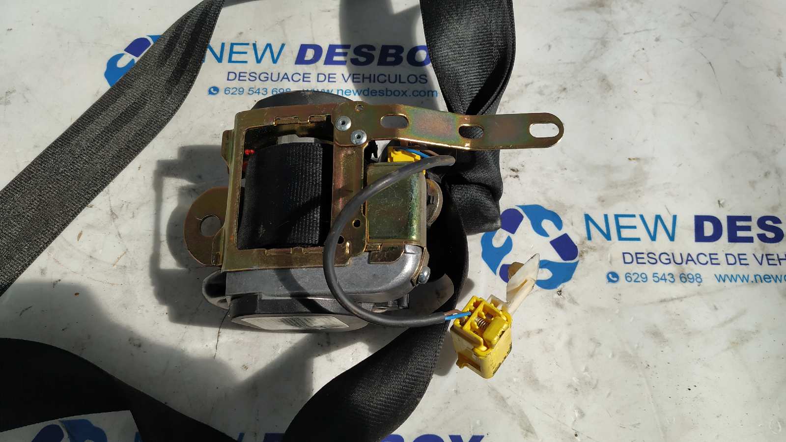 CINTURON DELANTERO DERECHO VOLKSWAGEN POLO (9N1) - vista 6