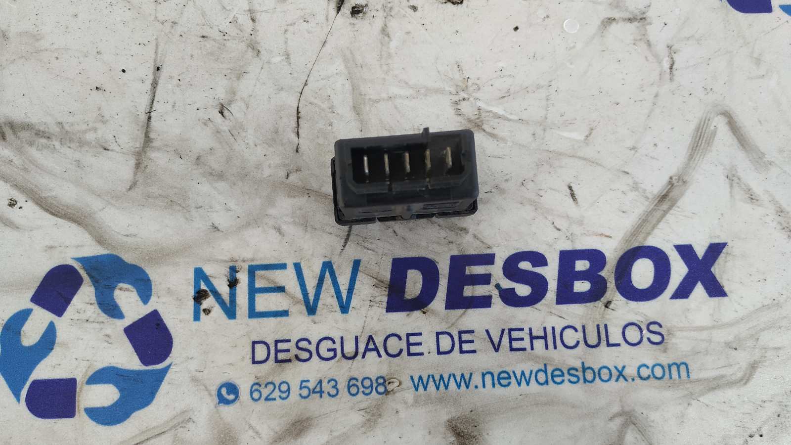 MANDO ELEVALUNAS DELANTERO IZQUIERDO RENAULT MASTER DOBLE CABINE, CAJA ABIERTA/CHASIS - vista 4