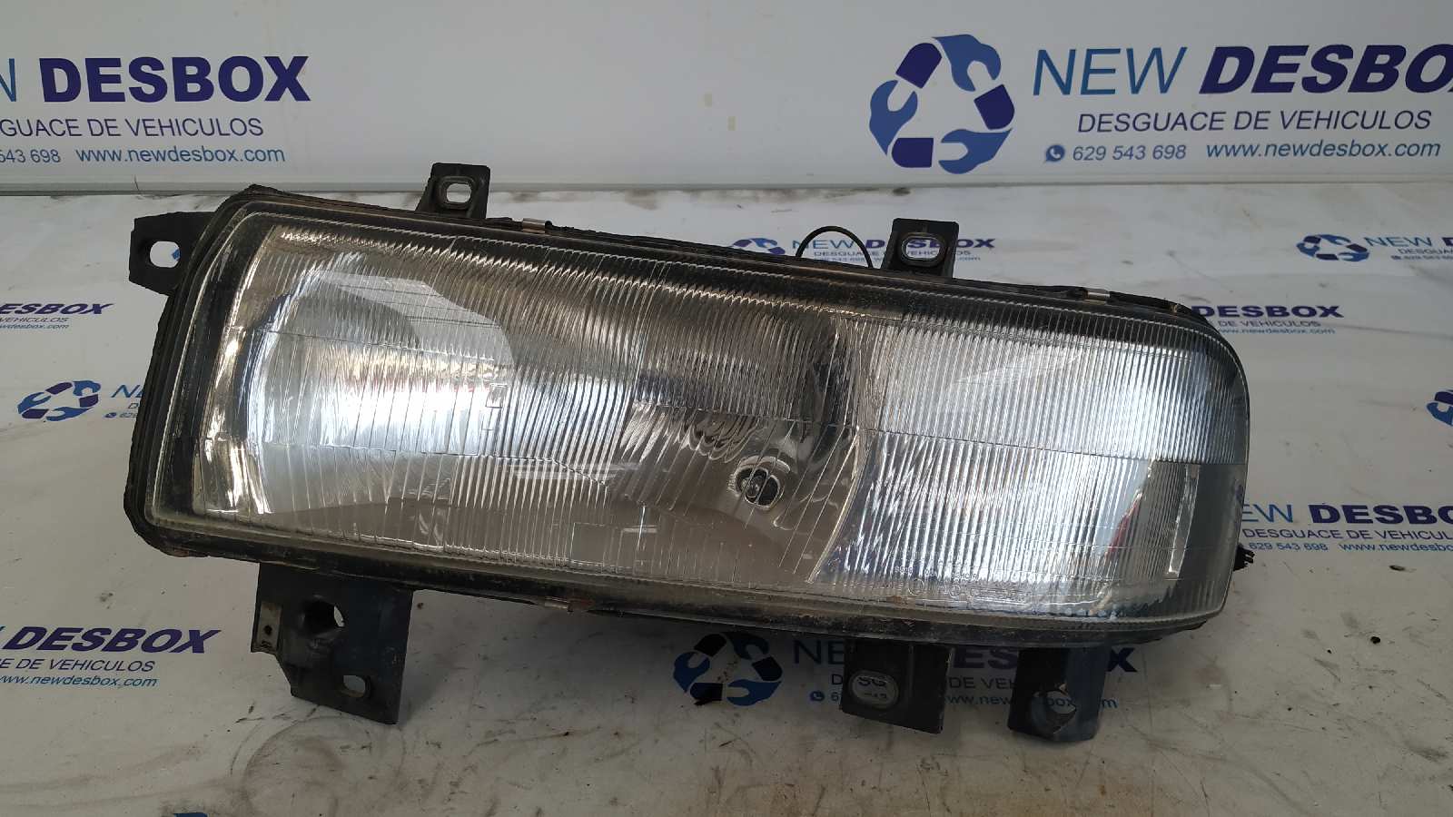 FARO IZQUIERDO RENAULT MASCOTT