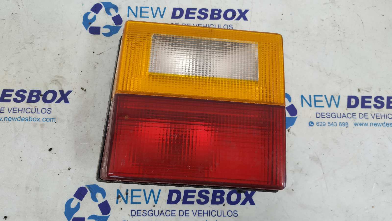 PILOTO PORTON DERECHO AUDI 100 BERLINA (C4)