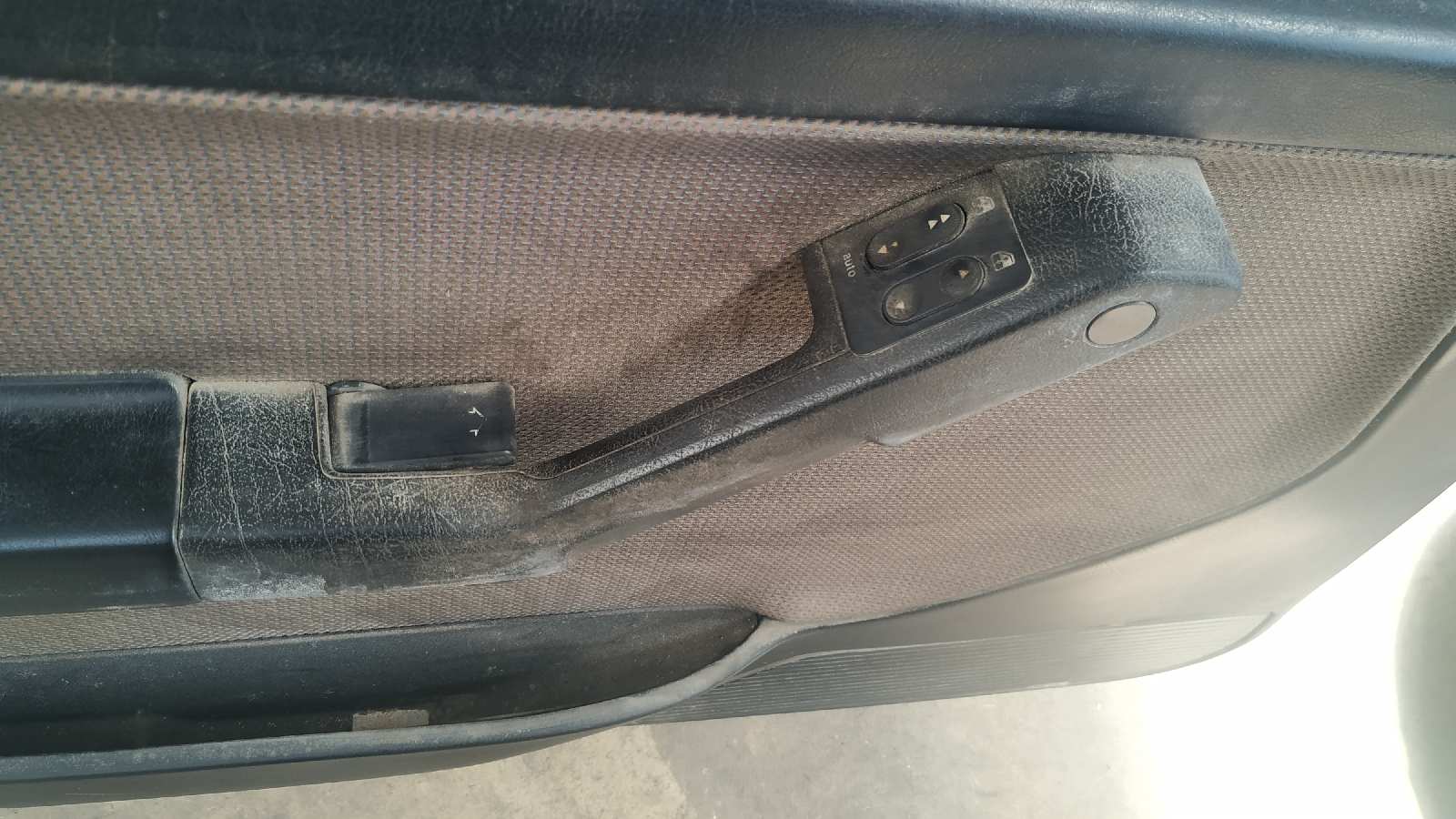 PUERTA DELANTERA IZQUIERDA LANCIA DEDRA BERL. - vista 3