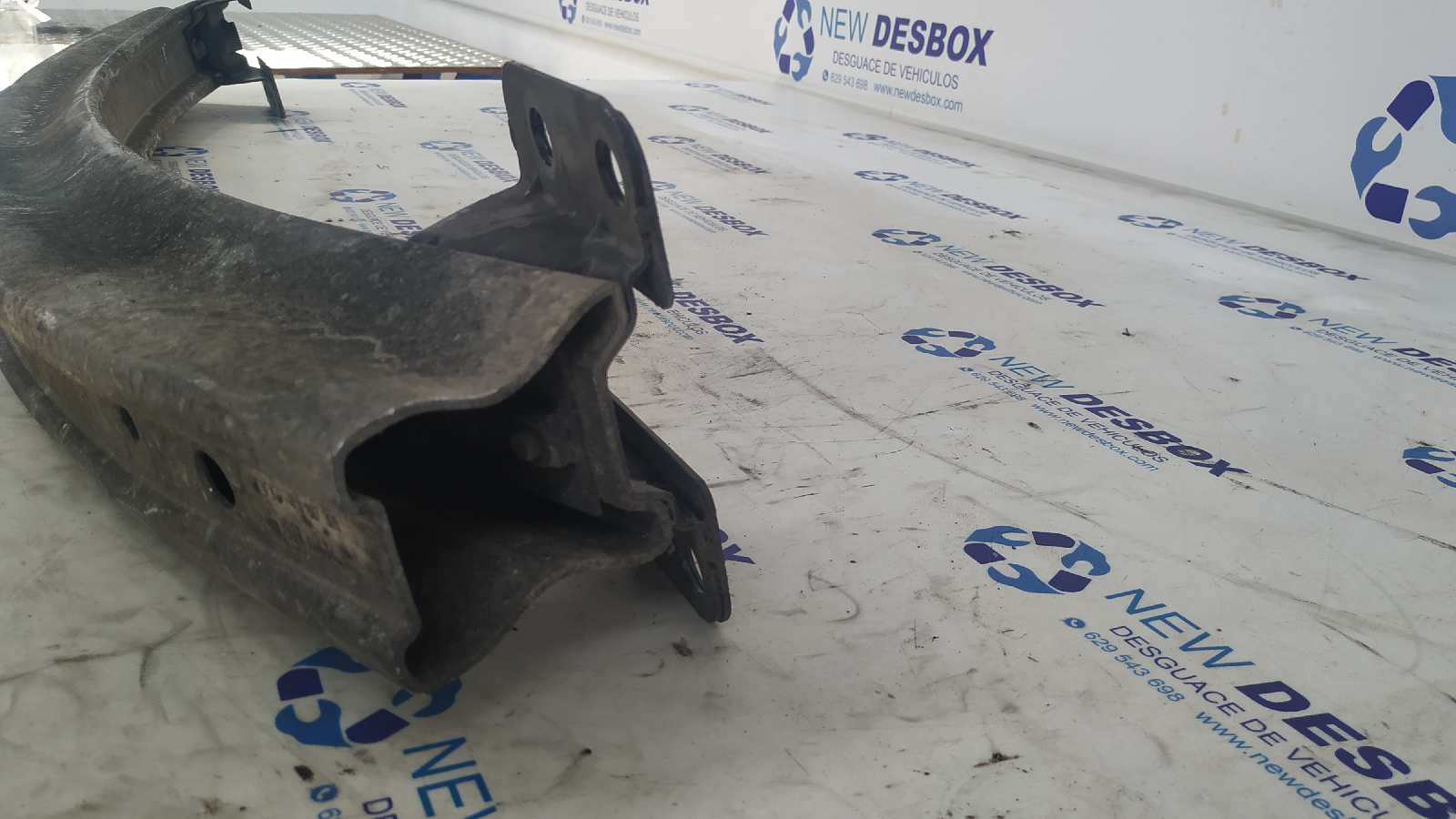 REFUERZO PARAGOLPES TRASERO AUDI Q7 (4L) - vista 3