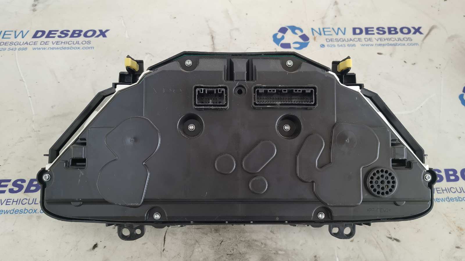 CUADRO INSTRUMENTOS TOYOTA AURIS - vista 4