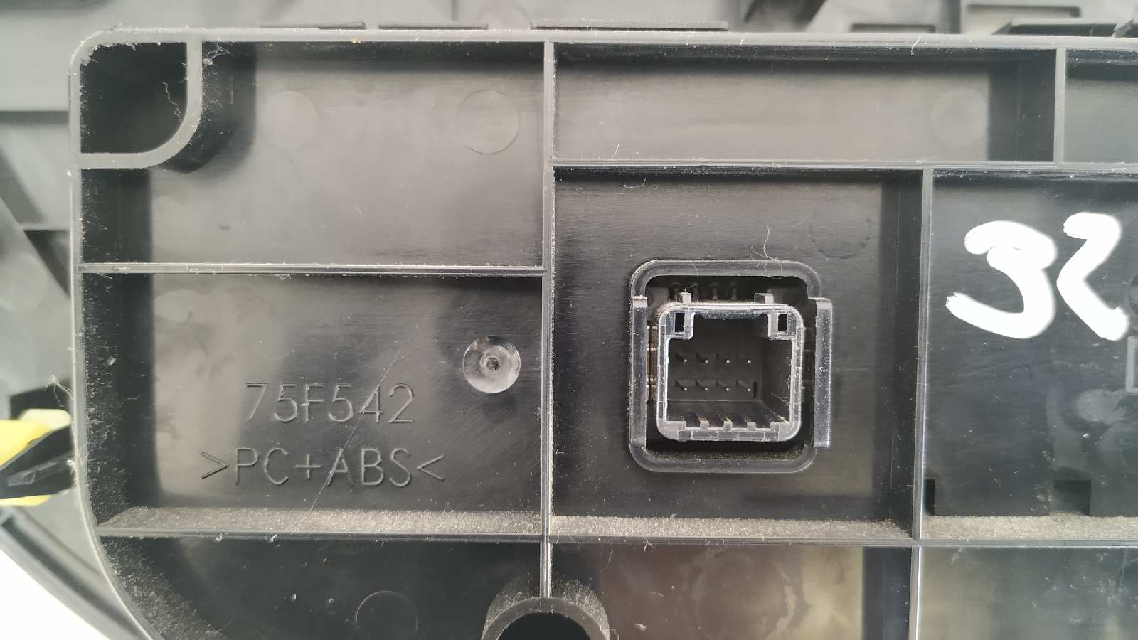 MANDO CLIMATIZADOR TOYOTA AURIS - vista 3