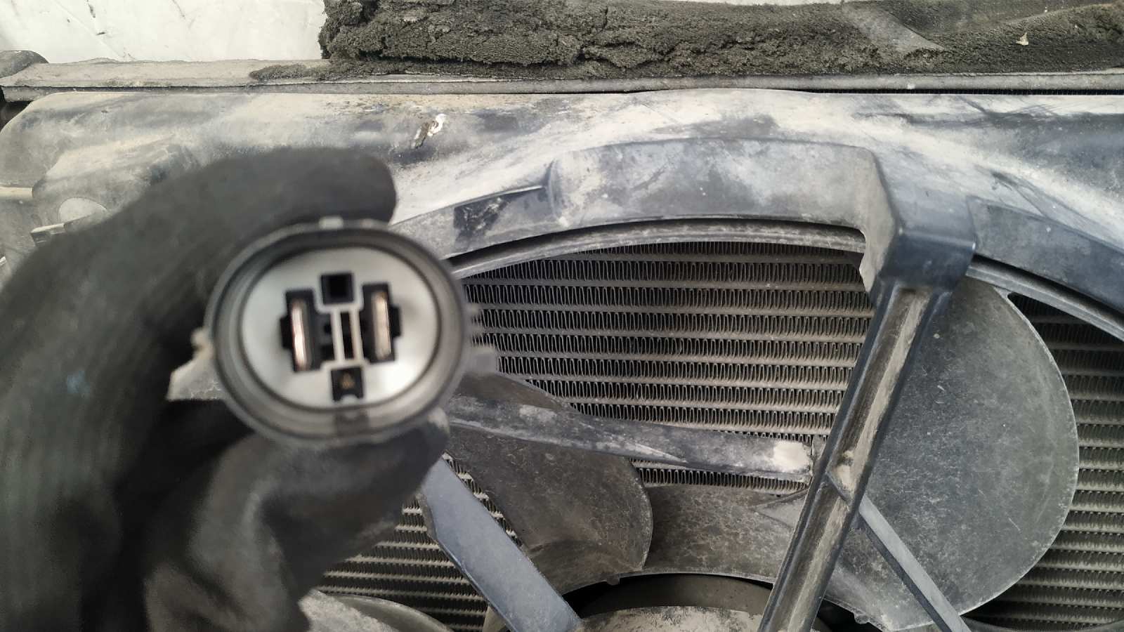 ELECTROVENTILADOR FORD FOCUS BERLINA (CAP) - vista 2