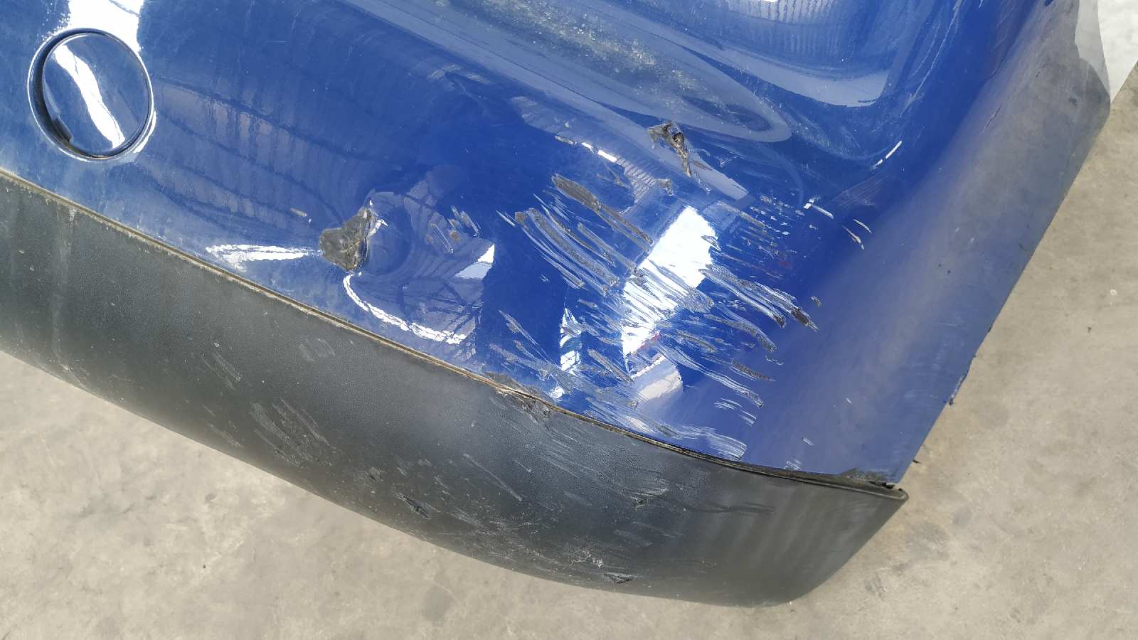 PARAGOLPES TRASERO VOLKSWAGEN TOURAN (1T1) - vista 2