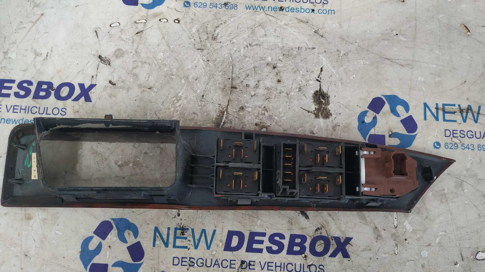 MANDO ELEVALUNAS DELANTERO IZQUIERDO AUDI A8 (D2) - vista 4