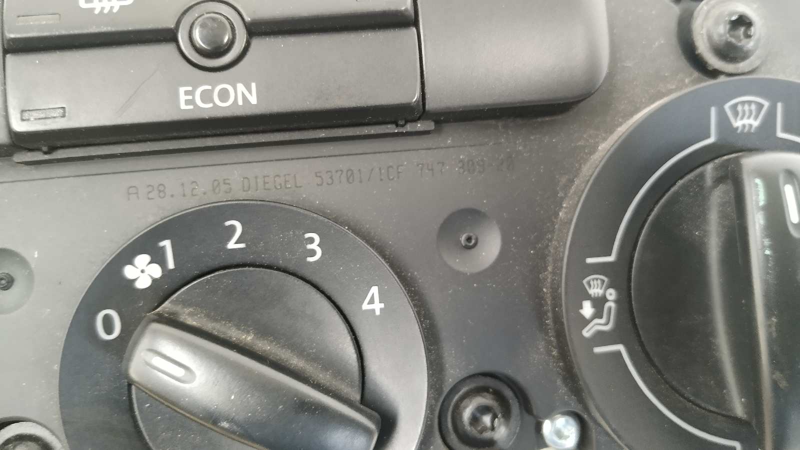 MANDO CALEFACCION / AIRE ACONDICIONADO VOLKSWAGEN TOURAN (1T1) - vista 6