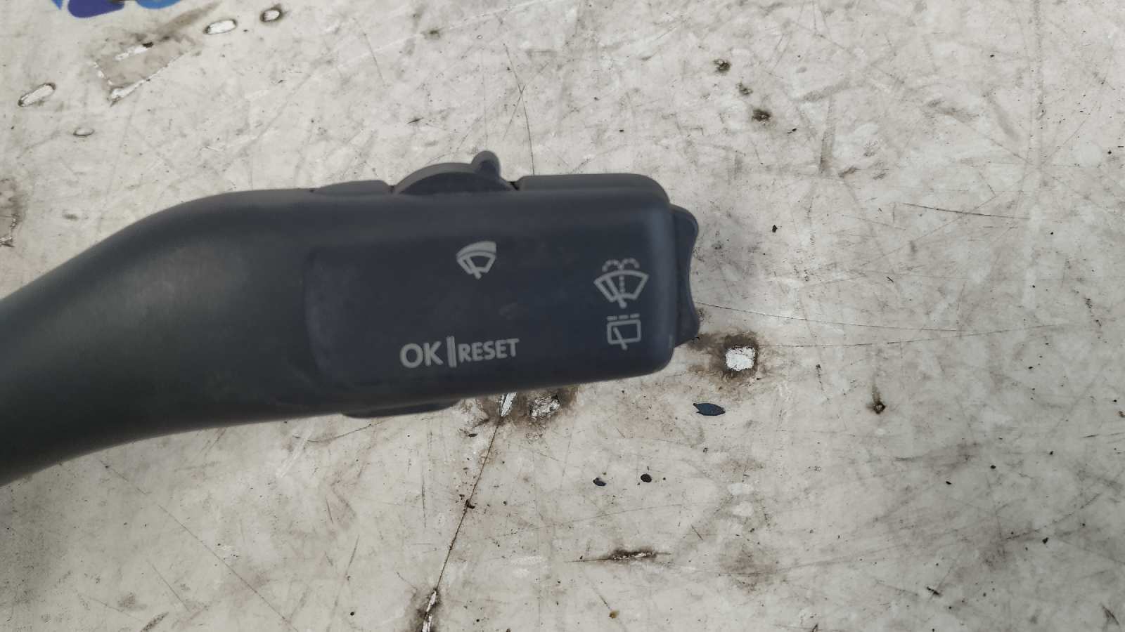 MANDO MULTIFUNCION AUDI A3 (8P) - vista 2