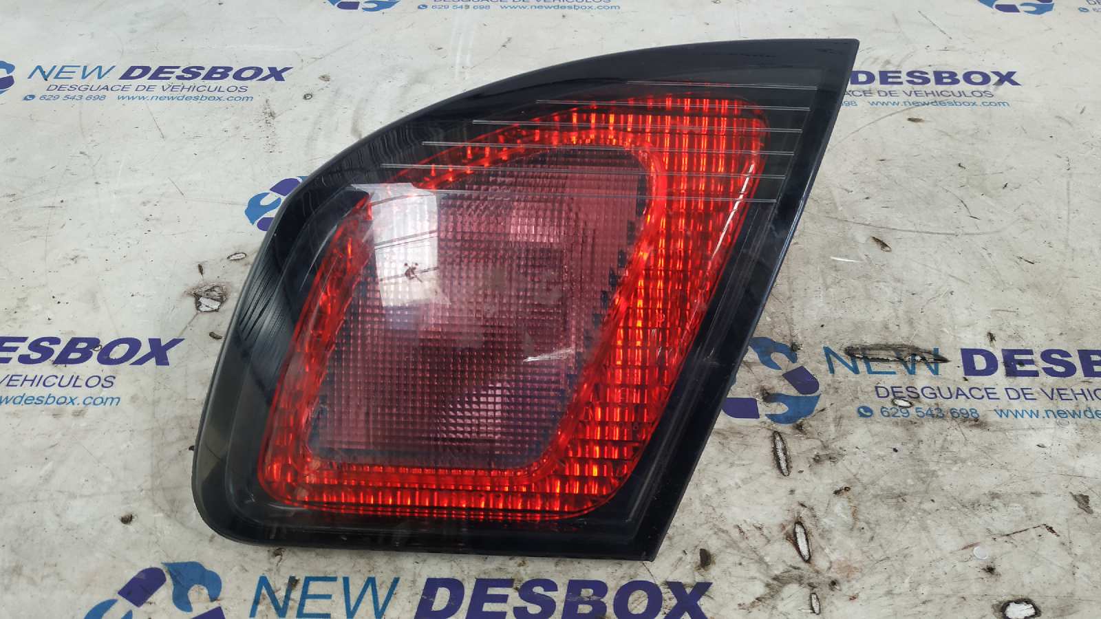 PILOTO PORTON DERECHO NISSAN PRIMERA BERLINA (P11)