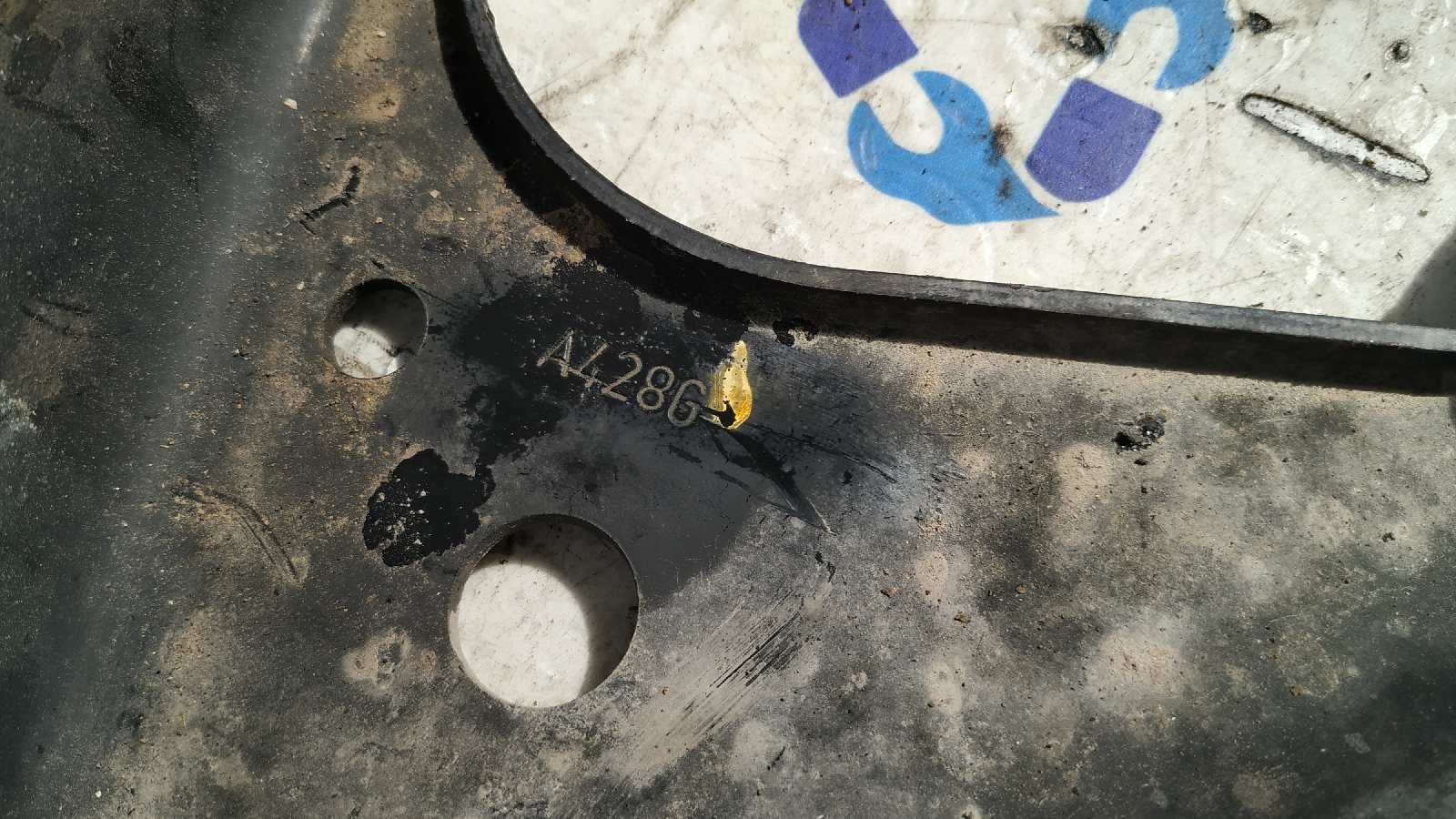 BRAZO IZQUIERDO INFERIOR DELANTERO DACIA DOKKER - vista 2