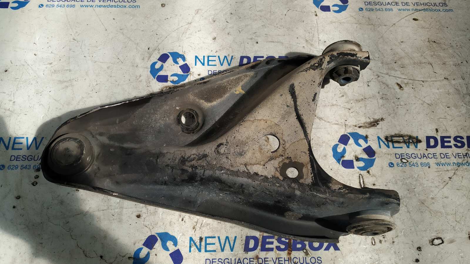 BRAZO IZQUIERDO INFERIOR DELANTERO DACIA DOKKER - vista 4