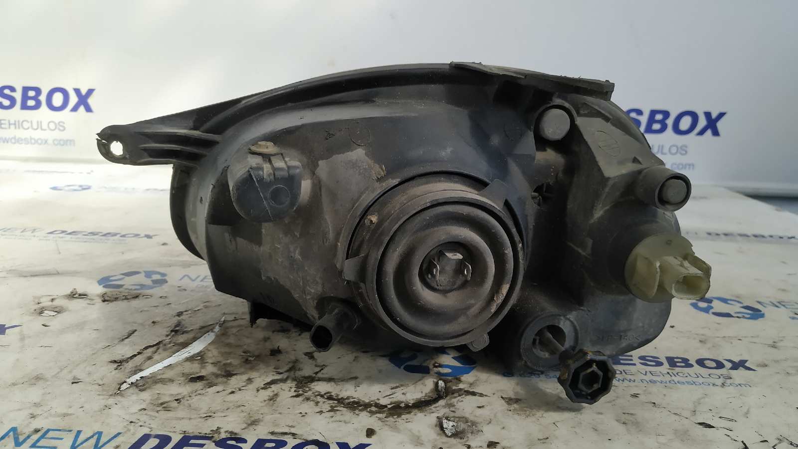 FARO DERECHO CHATENET MEDIA MUST - vista 3