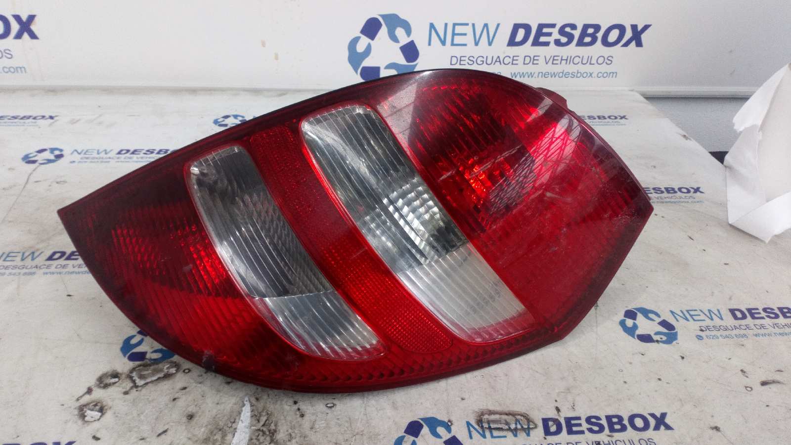 PILOTO TRASERO DERECHO MERCEDES-BENZ CLASE A (W169)