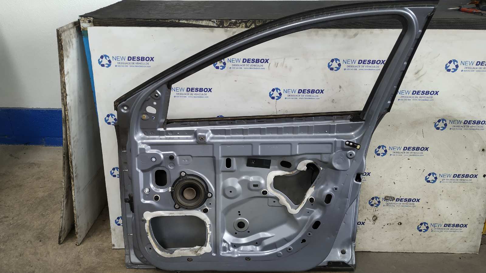 PUERTA DELANTERA DERECHA RENAULT FLUENCE - vista 2