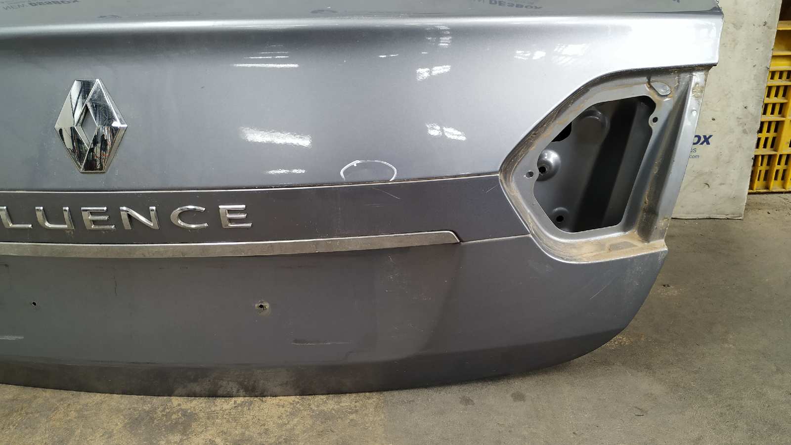 PORTON TRASERO RENAULT FLUENCE - vista 4