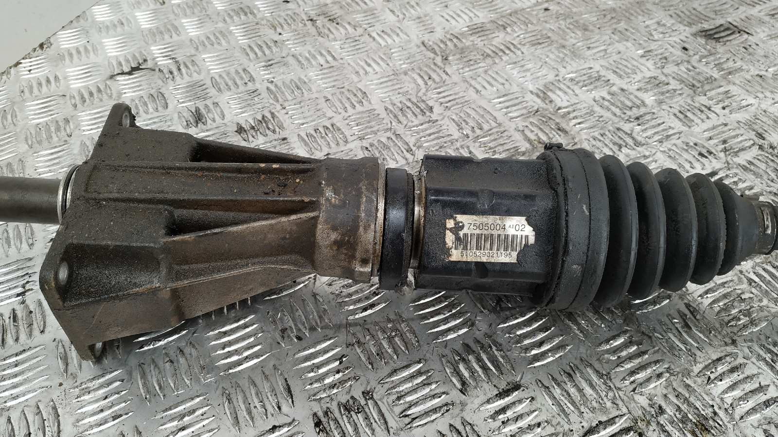 TRANSMISION DELANTERA DERECHA BMW X5 (E53) - vista 2