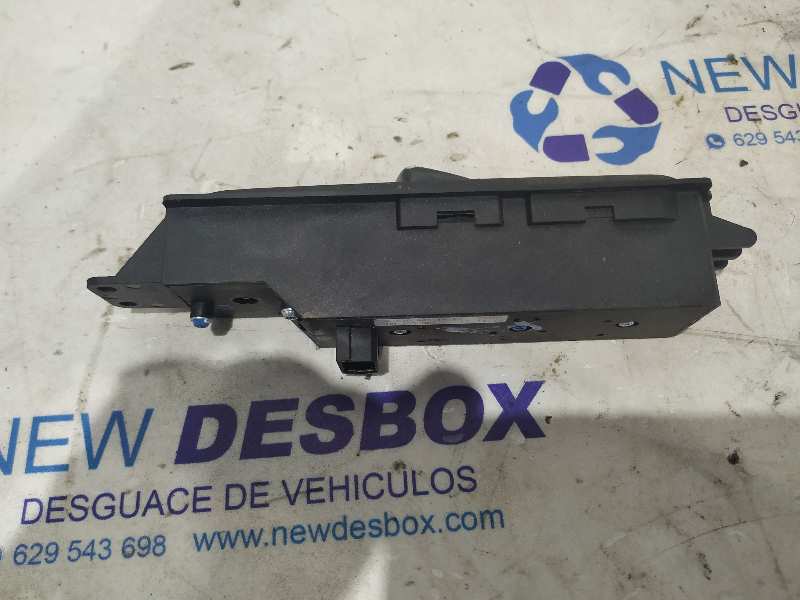 MANDO ELEVALUNAS DELANTERO IZQUIERDO MERCEDES-BENZ VITO CAJA CERRADA 6.03 -> - vista 5