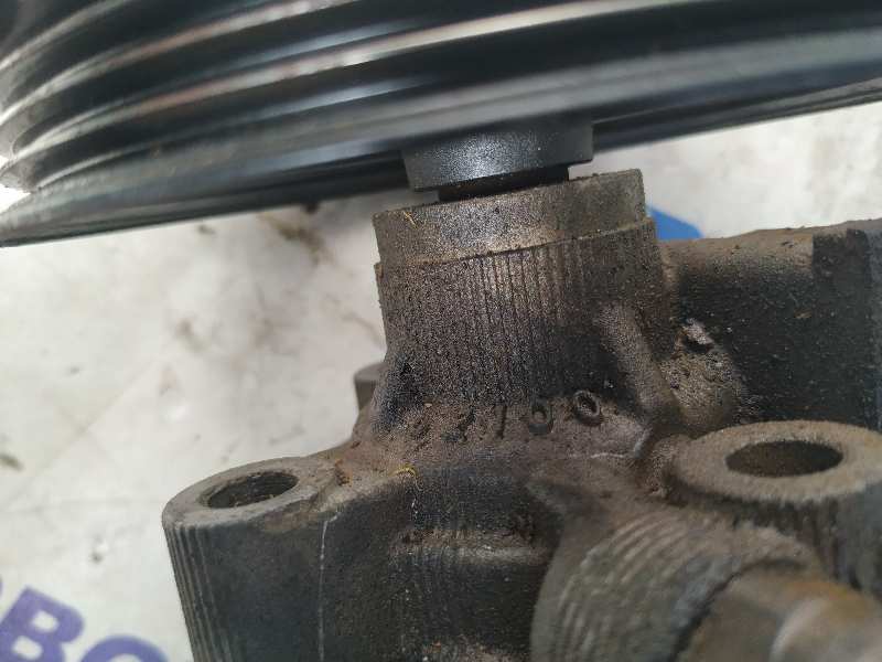 BOMBA DIRECCION TOYOTA RAV 4 (A2) - vista 2