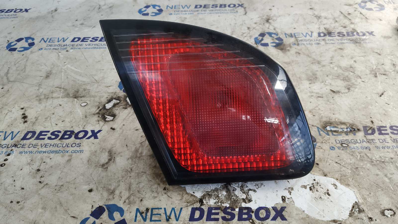 PILOTO PORTON IZQUIERDO NISSAN PRIMERA BERLINA (P11)