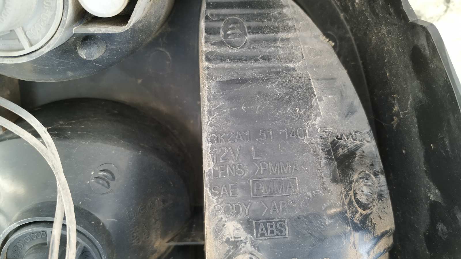 PILOTO TRASERO IZQUIERDO KIA SEPHIA - vista 5