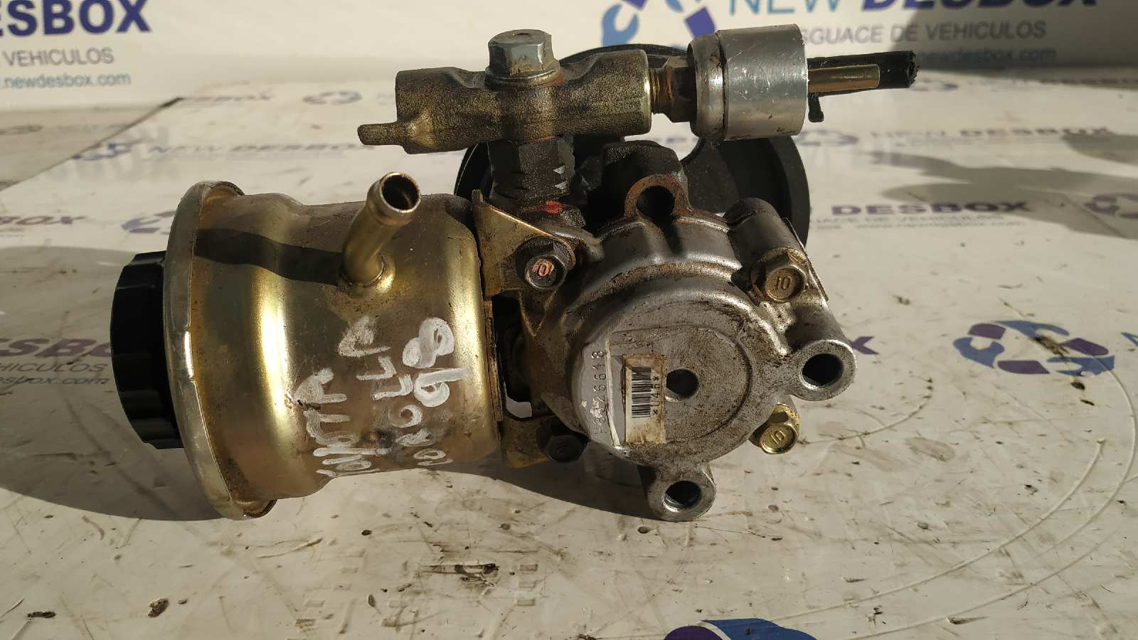 BOMBA DIRECCION TOYOTA COROLLA (E11) - vista 3