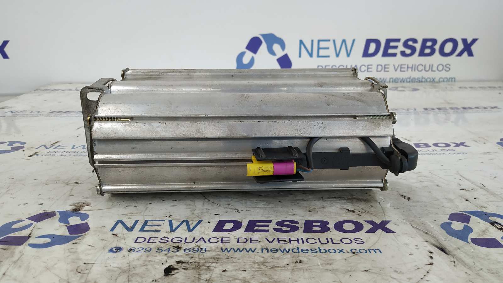 AIRBAG DELANTERO DERECHO VOLKSWAGEN GOLF IV BERLINA (1J1) - vista 8