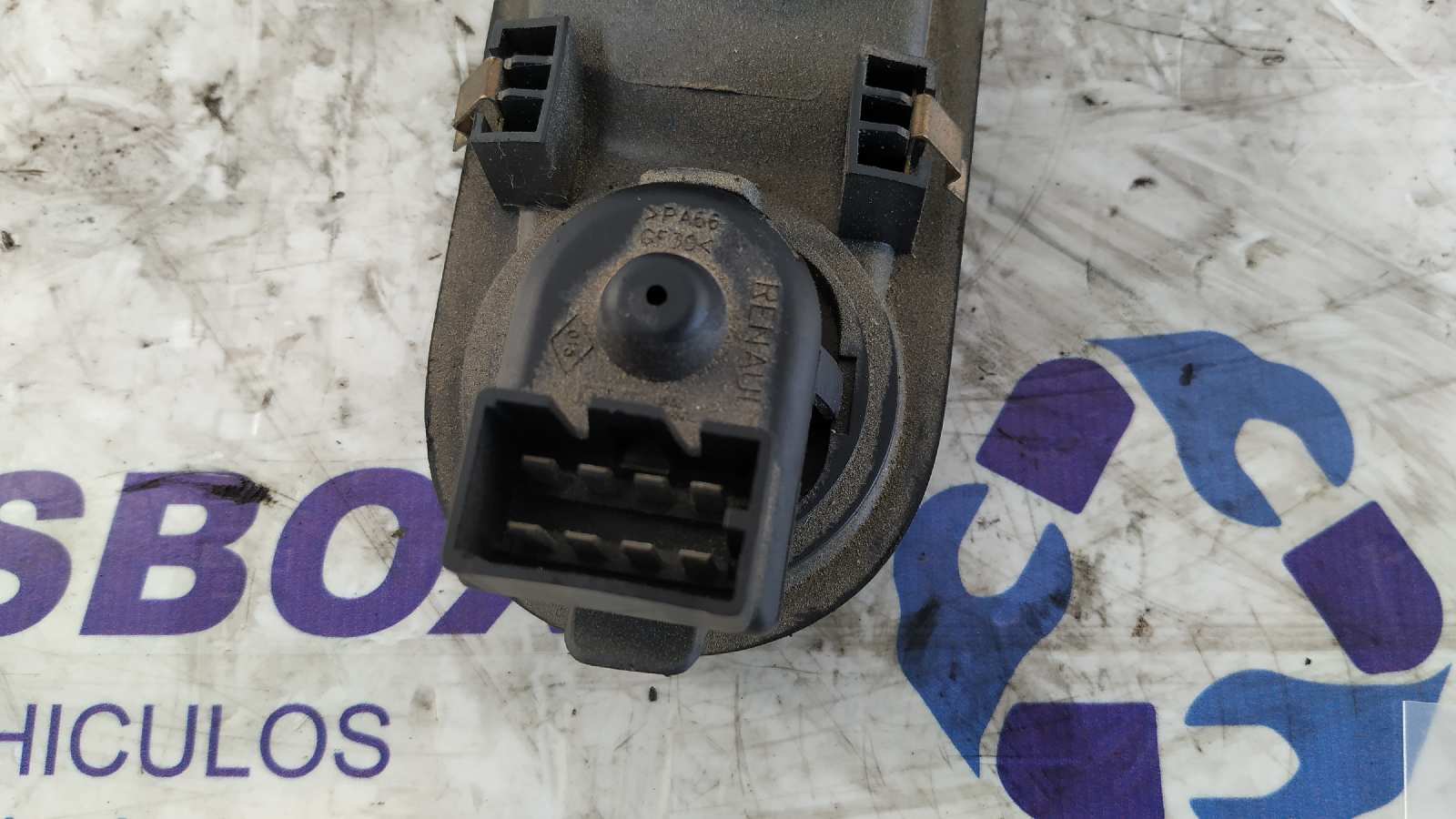 MANDO ELEVALUNAS DELANTERO DERECHO RENAULT ESPACE IV (JK0) - vista 3