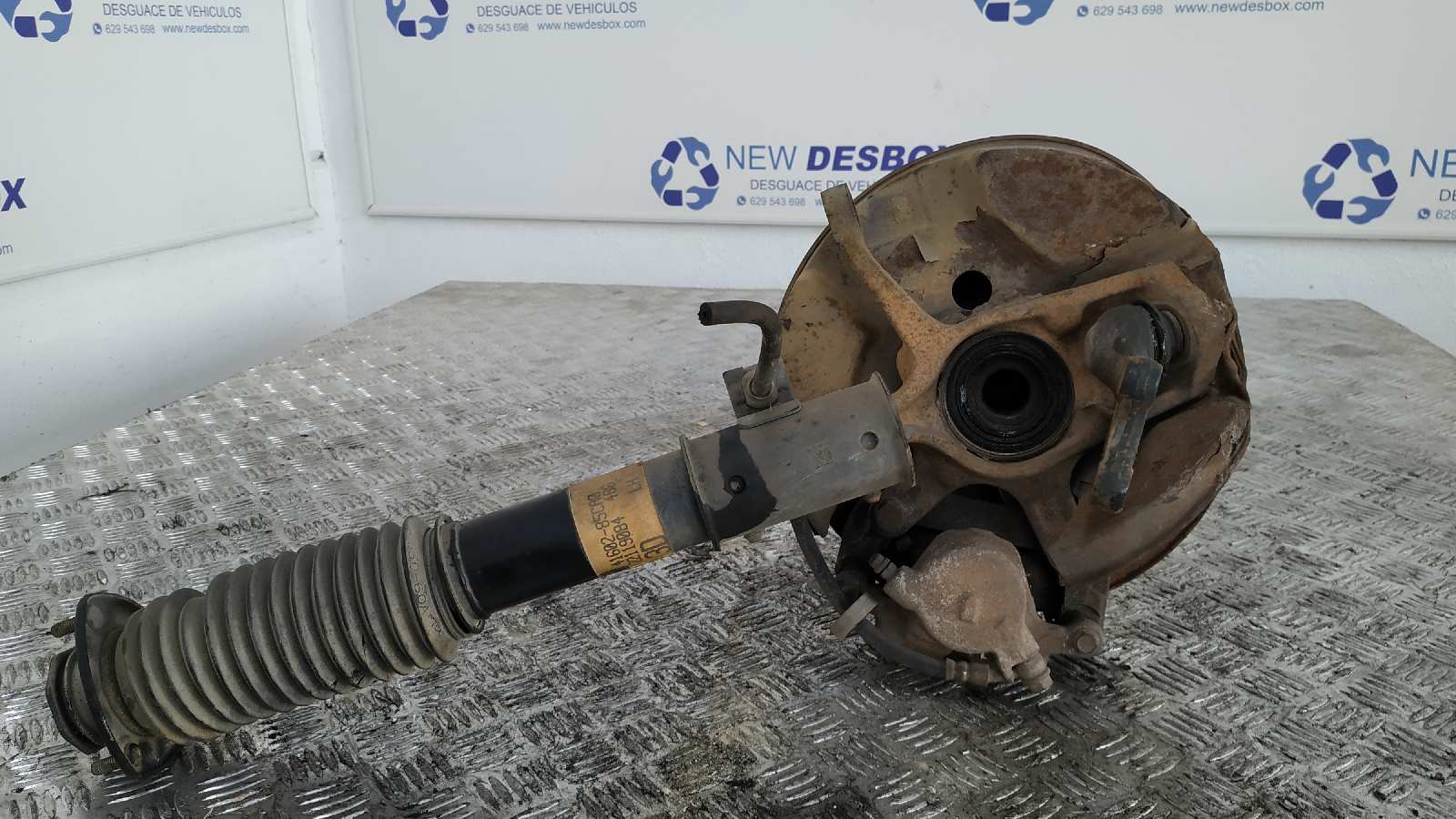 MANGUETA DELANTERA IZQUIERDA SUZUKI VITARA SE/SV (ET)