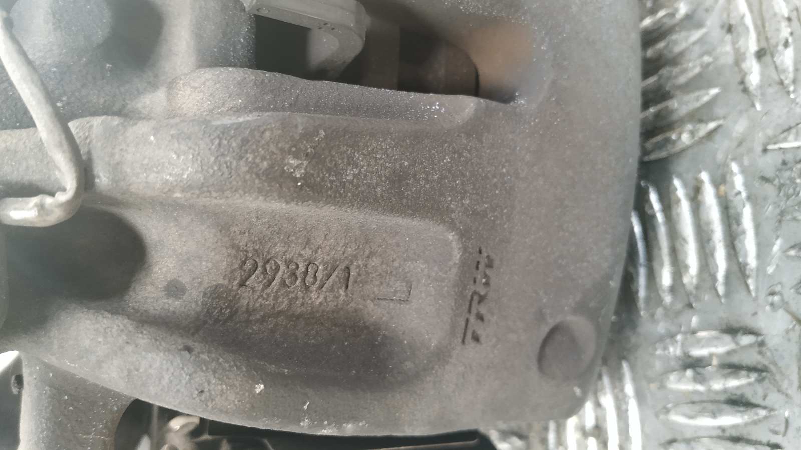 PINZA DE FRENO DELANTERA IZQUIERDA LAND ROVER RANGE ROVER SPORT - vista 4