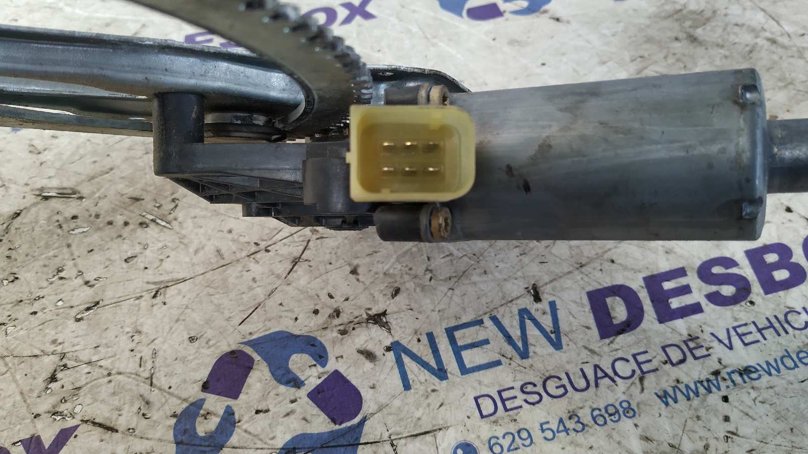 ELEVALUNAS DELANTERO IZQUIERDO MERCEDES-BENZ CLASE E (W210) BERLINA DIESEL - vista 3