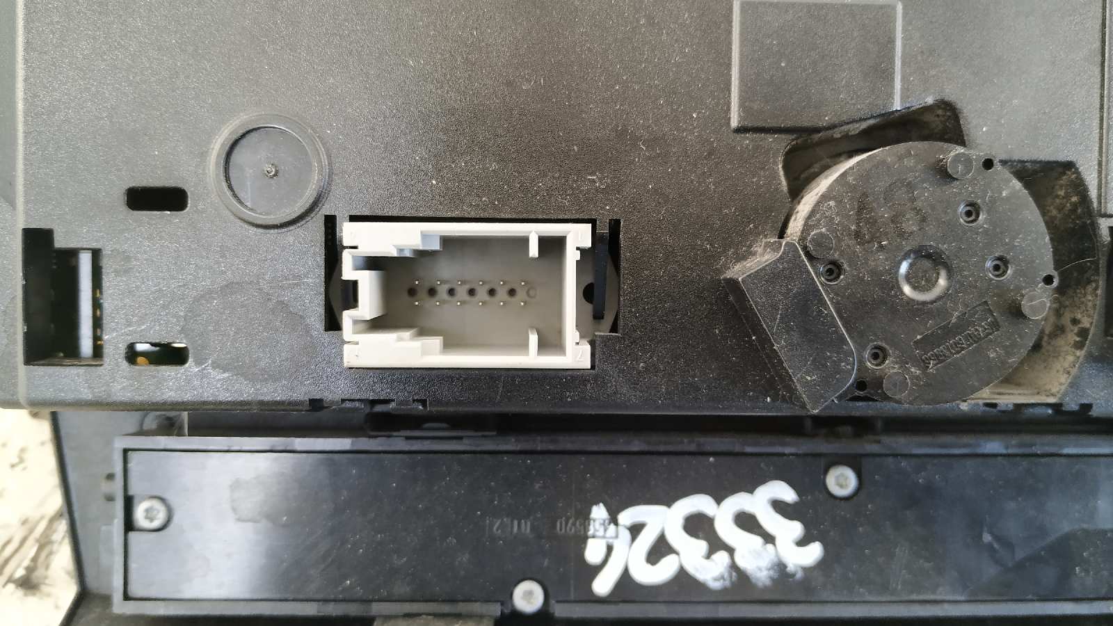 MANDO CLIMATIZADOR BMW SERIE 3 BERLINA (E90) - vista 4