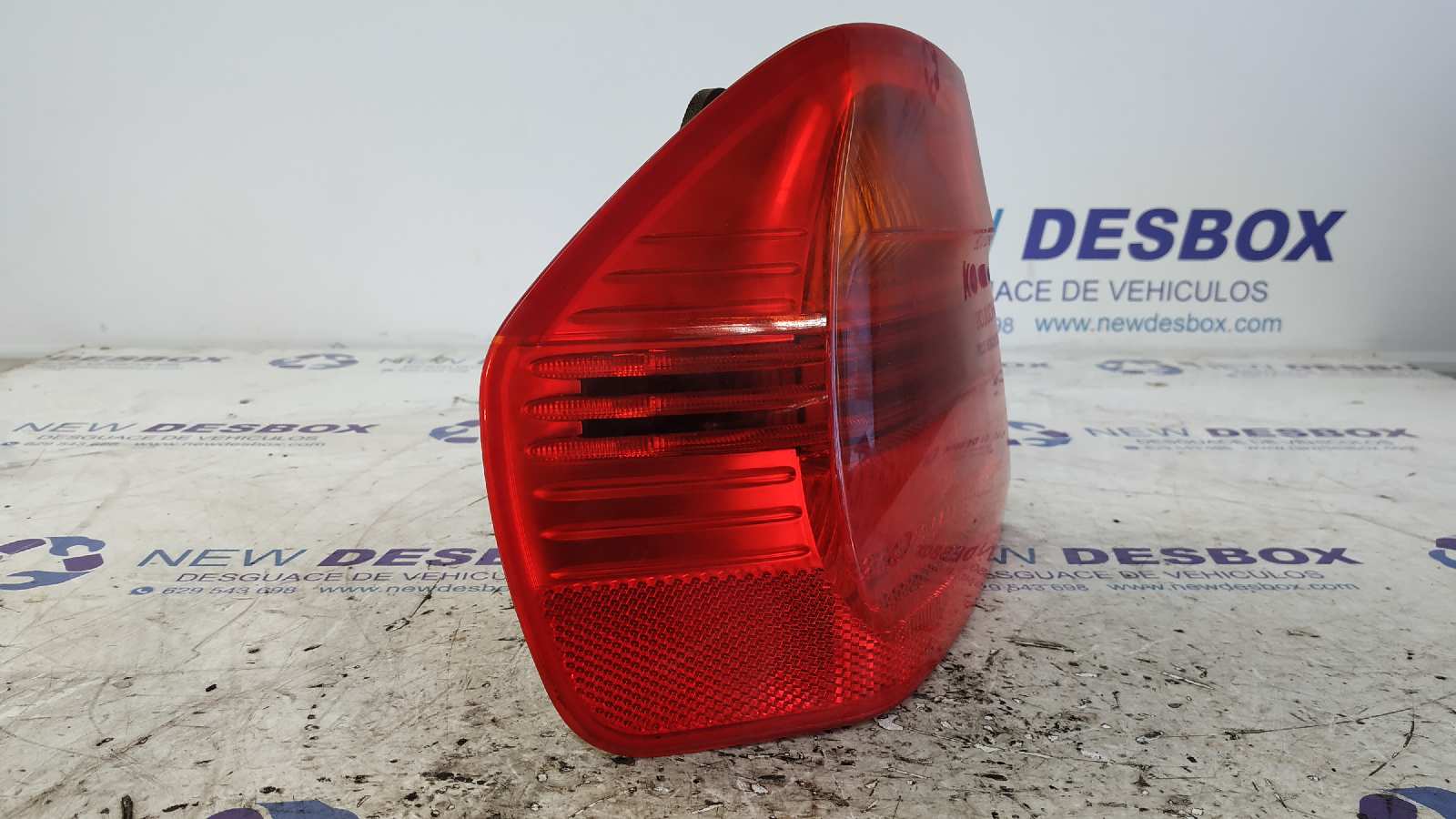 PILOTO TRASERO IZQUIERDO BMW SERIE 3 BERLINA (E90) - vista 4