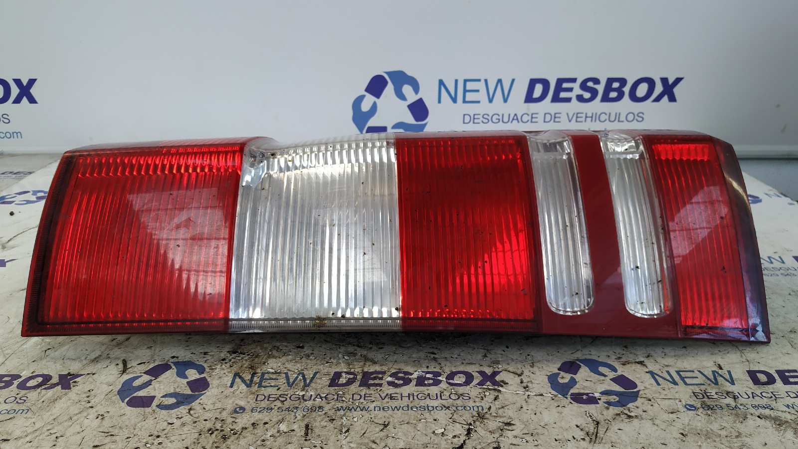 PILOTO TRASERO IZQUIERDO MERCEDES-BENZ SPRINTERII CAJA ABIERTA, DOBLE CAB. (DESDE 01.06)