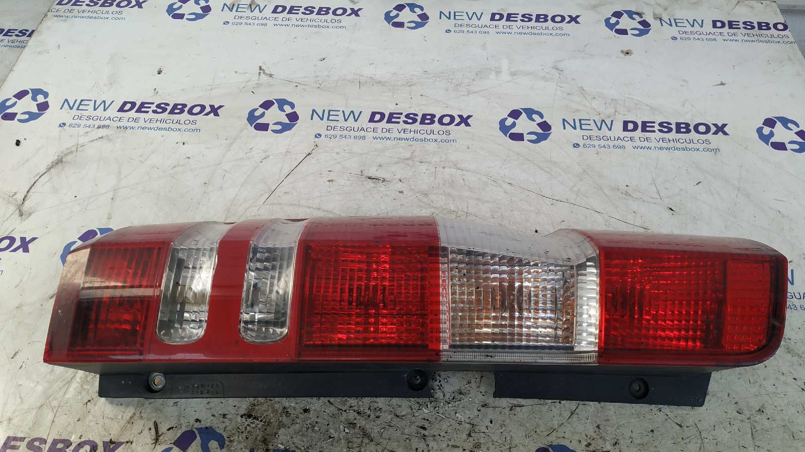 PILOTO TRASERO IZQUIERDO MERCEDES-BENZ SPRINTERII CAJA ABIERTA, DOBLE CAB. (DESDE 01.06) - vista 2