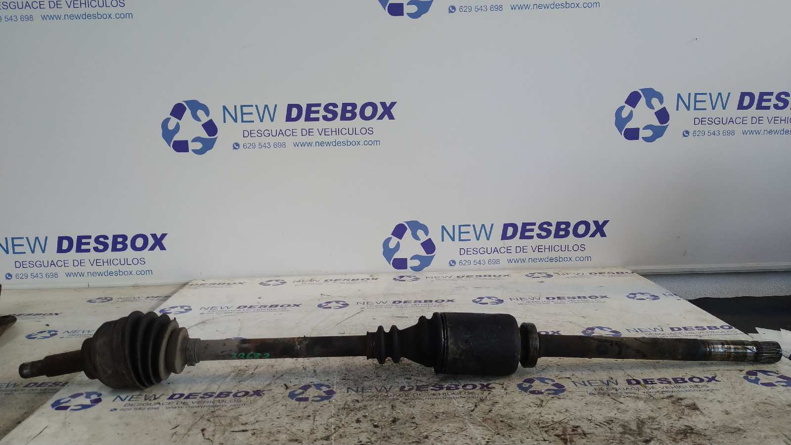 TRANSMISION DELANTERA DERECHA RENAULT TRAFIC COMBI (AB 4.01)